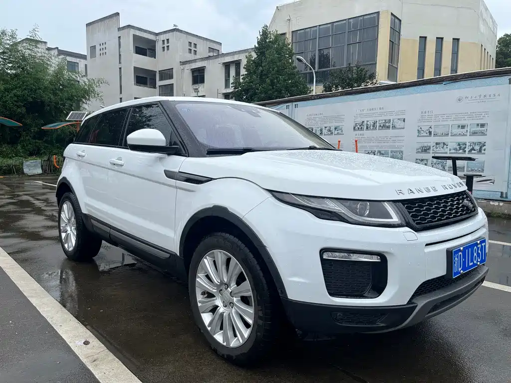 Range Rover Evoque 240 PS SE Smart Shine