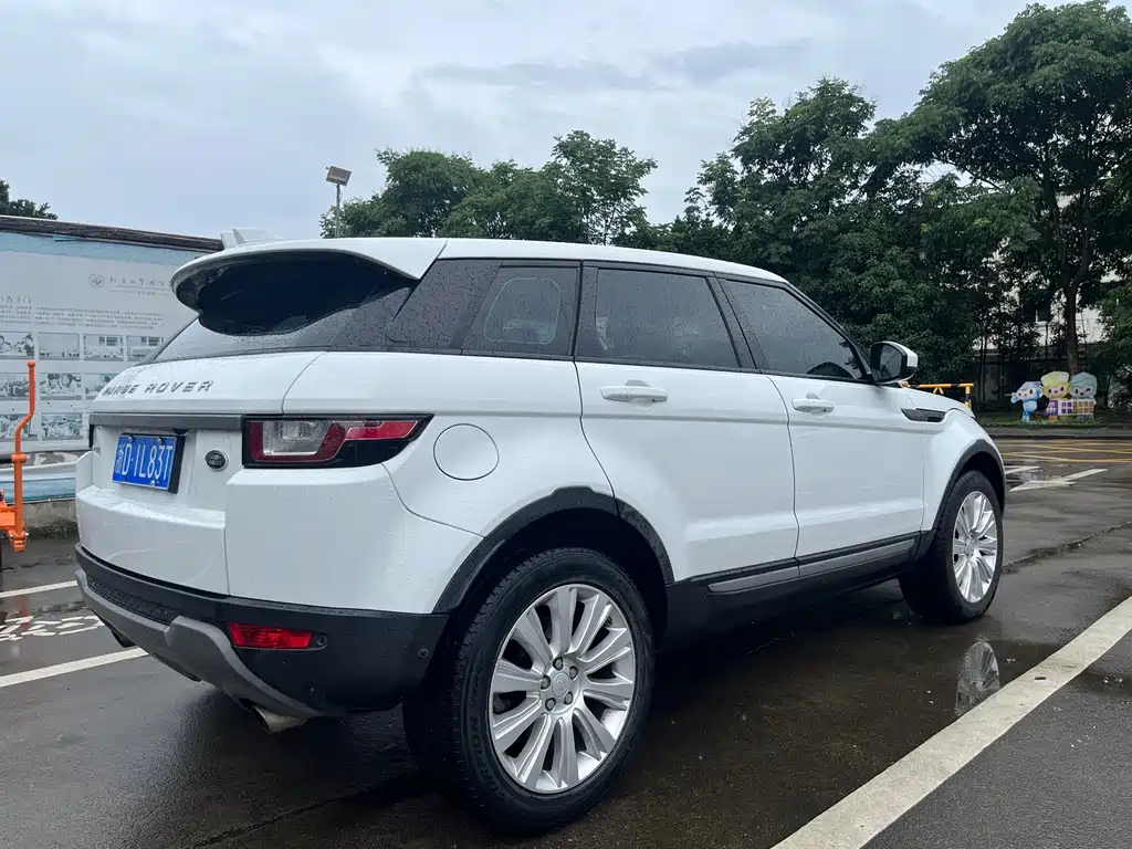 Range Rover Evoque 240 PS SE Smart Shine