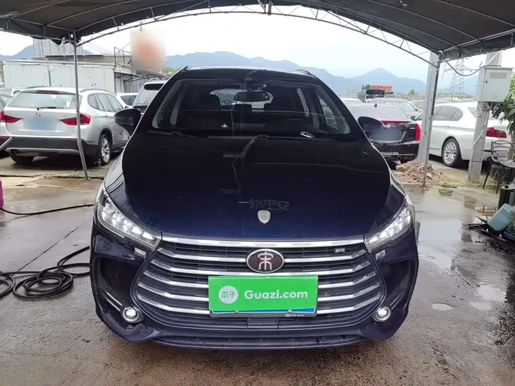 Song MAX 1.5 T Auto Connected Wise Comfort Sunroof 7-seat CN-VI
