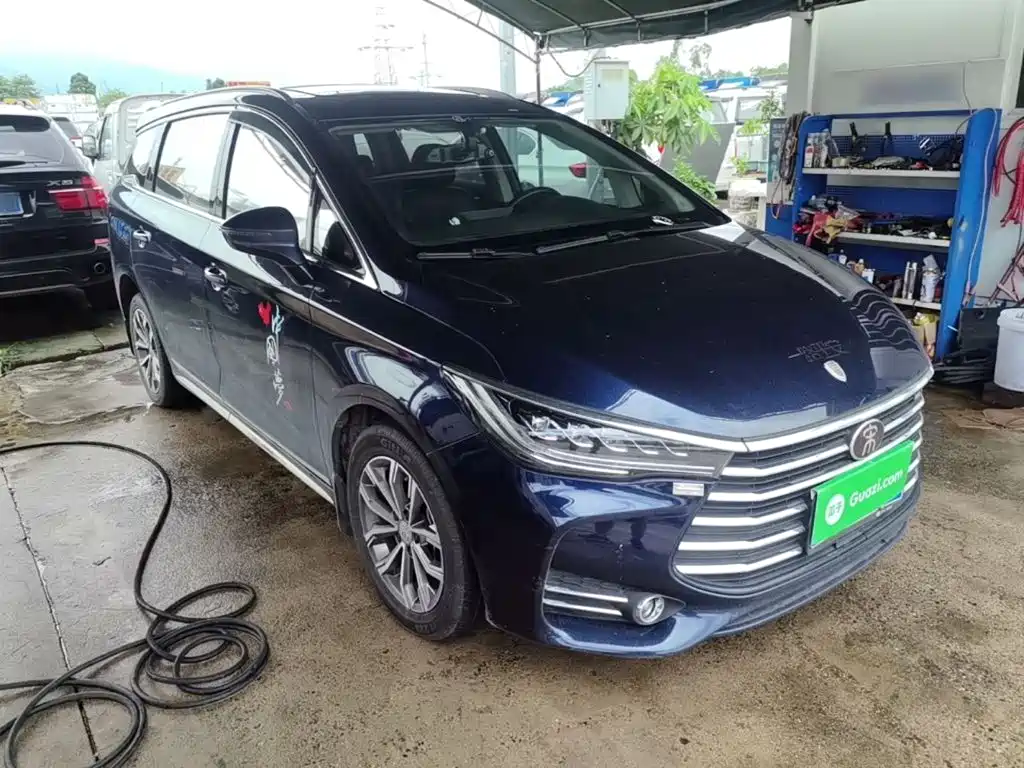 Song MAX 1.5 T Auto Connected Wise Comfort Sunroof 7-seat CN-VI
