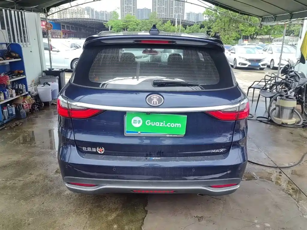 Song MAX 1.5 T Auto Connected Wise Comfort Sunroof 7-seat CN-VI