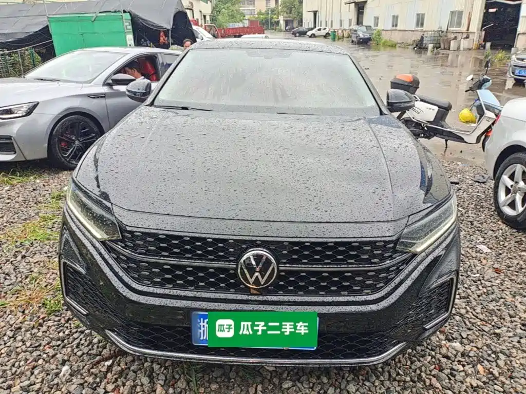 Passat 330 TSI Starry Sky Elite