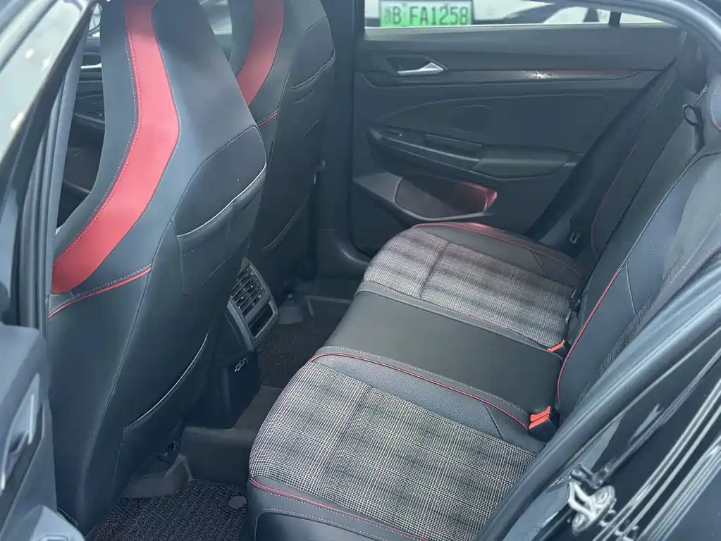 Golf GTI 380 TSI DSG GTI