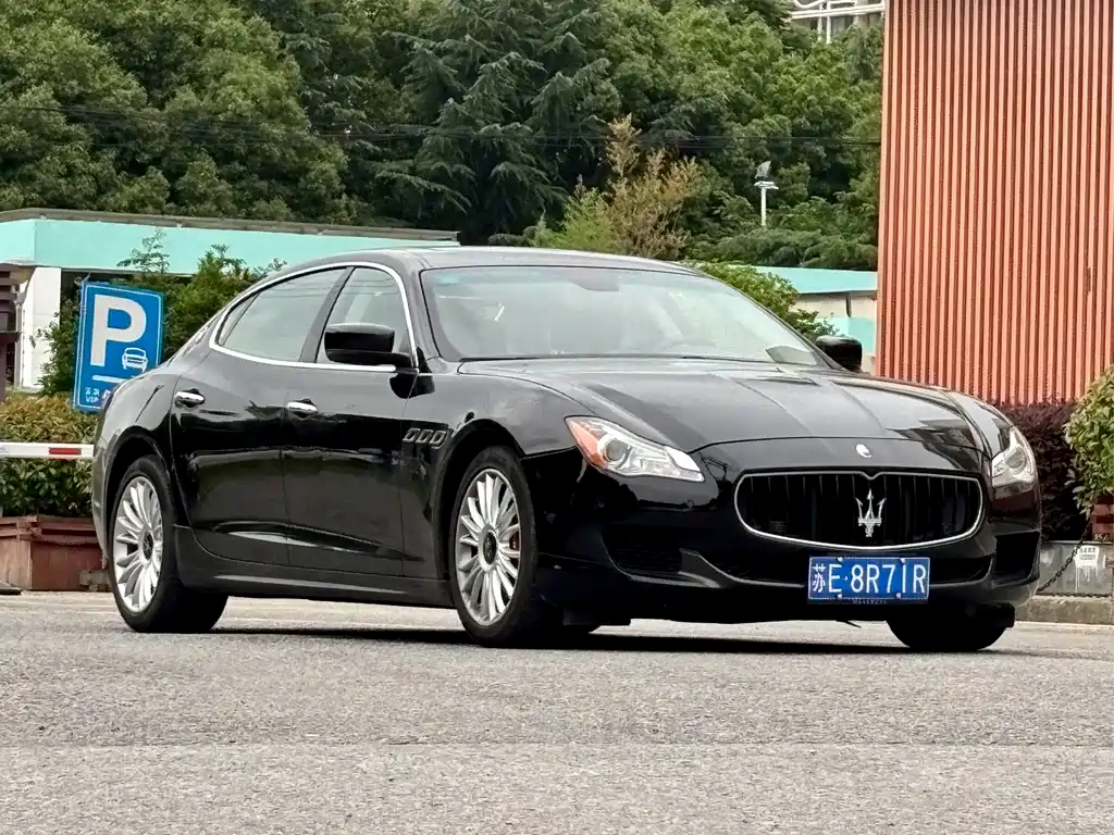 Quattroporte 3.0 T Standard
