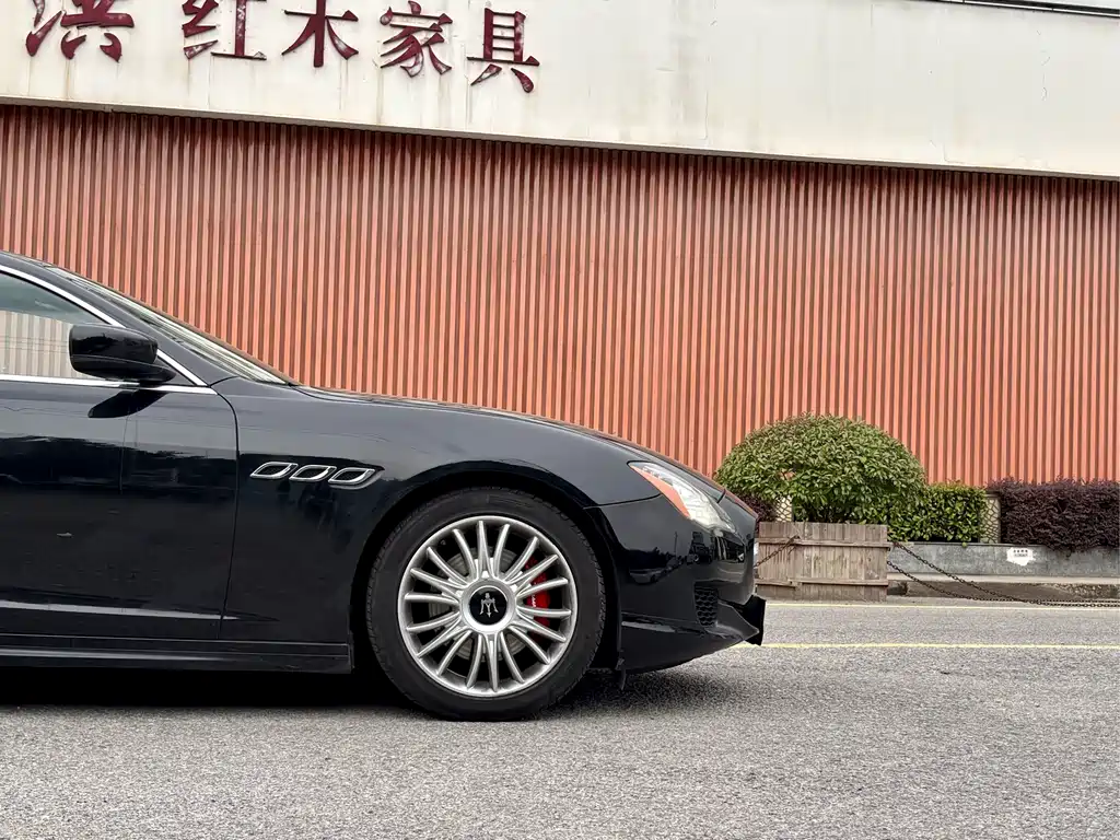 Quattroporte 3.0 T Standard
