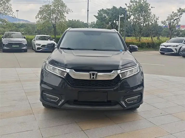 Honda Avancier 240 TURBO 2 WD Elite