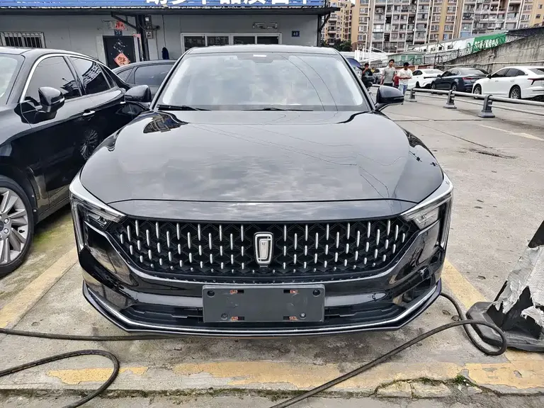 Besturn B70 3 rd Gen 1.5 T Auto Pleasure 70 Anniversary