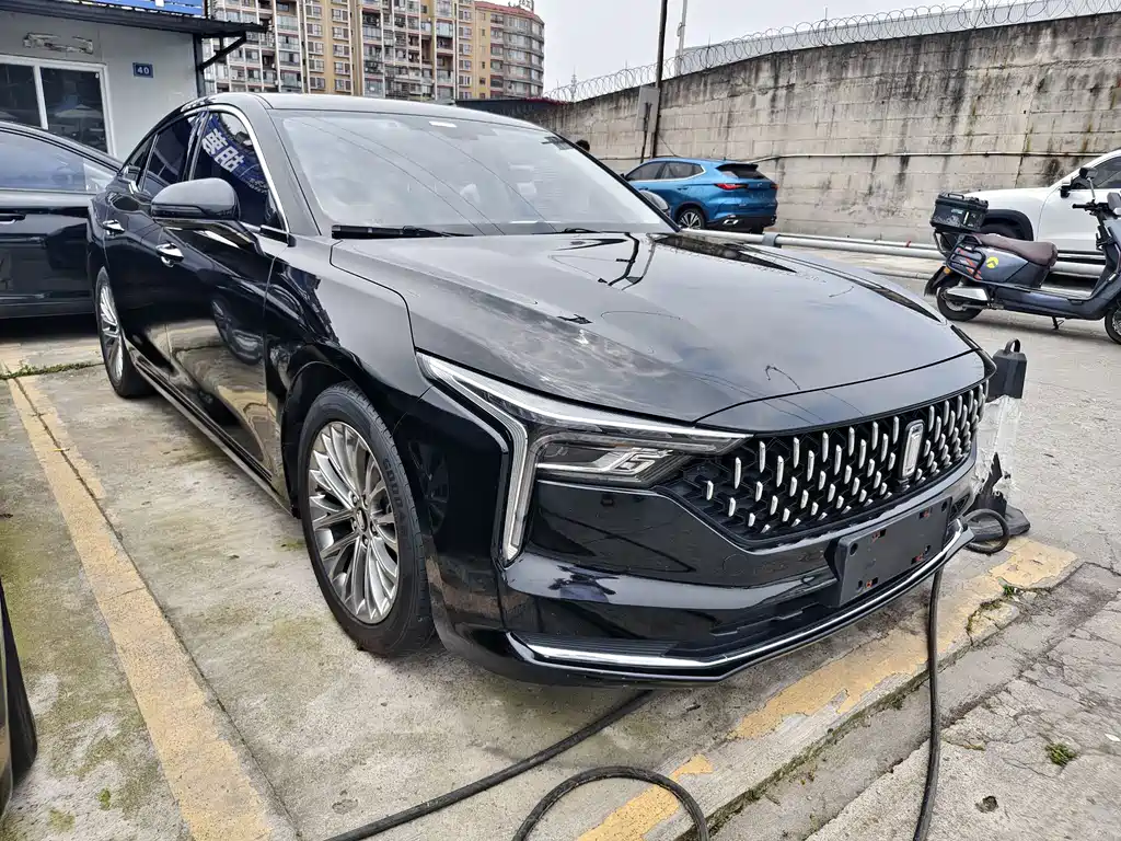 Besturn B70 3 rd Gen 1.5 T Auto Pleasure 70 Anniversary