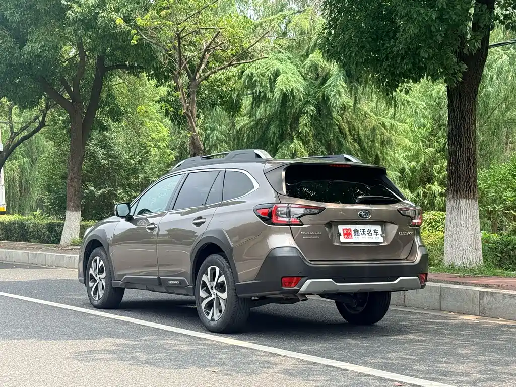 Outback 2.5 i Flagship EyeSight