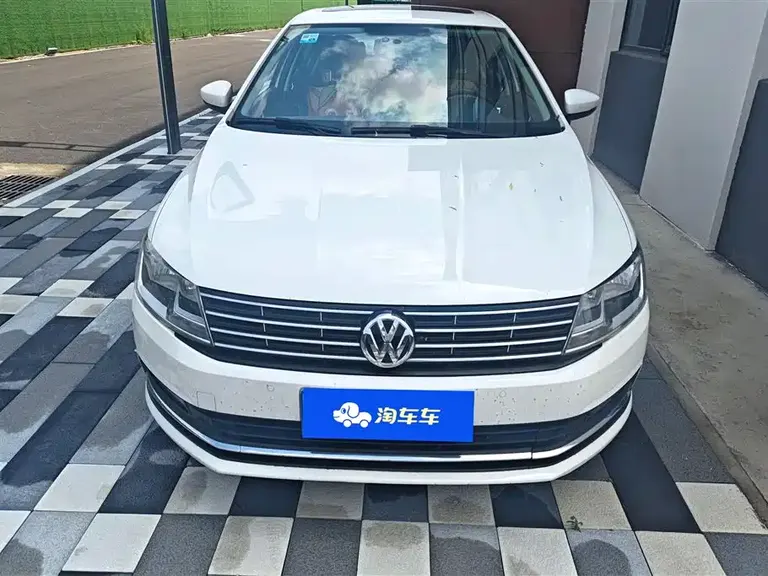 Volkswagen Lavida 1.6 L Auto Comfort