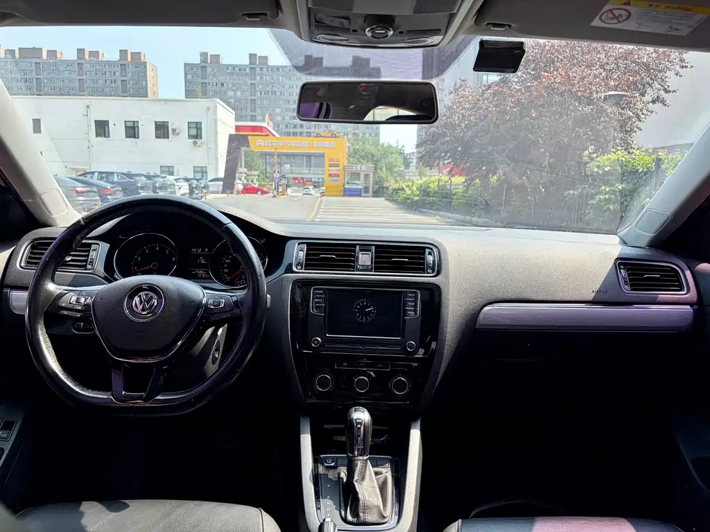 Sagitar 230 TSI Auto Comfort