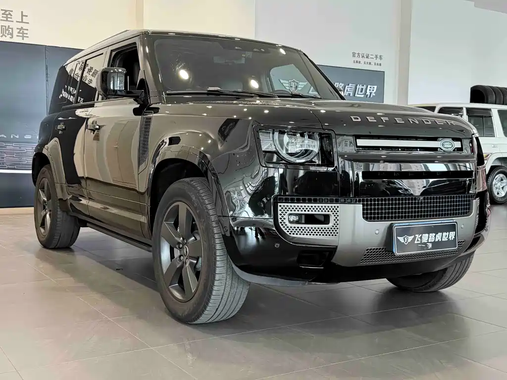 Land Rover Defender 110 3.0 T P400 X-DYNAMIC HSE