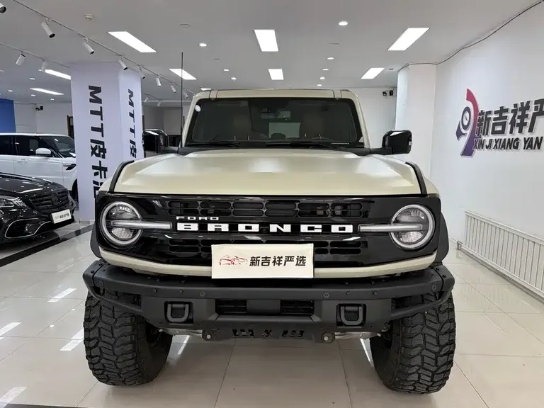 Ford Bronco 2.3 T Long Beach