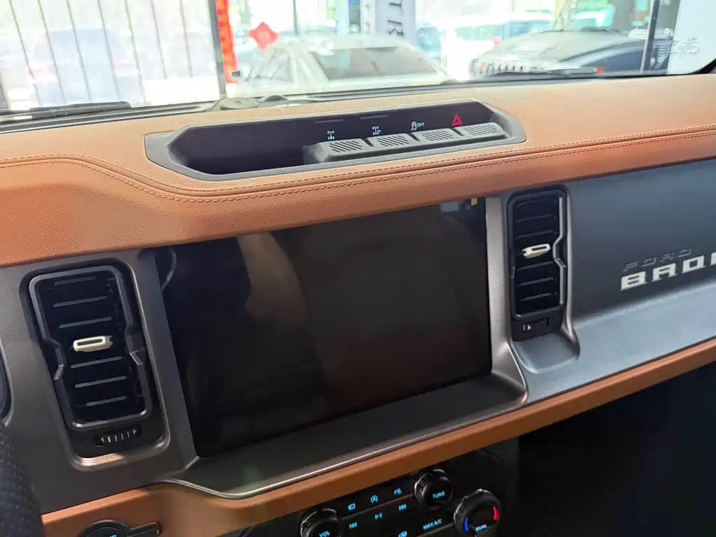Ford Bronco 2.3 T Long Beach