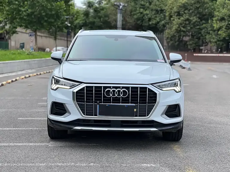 Audi Q3 35 TFSI Progressive Elegant