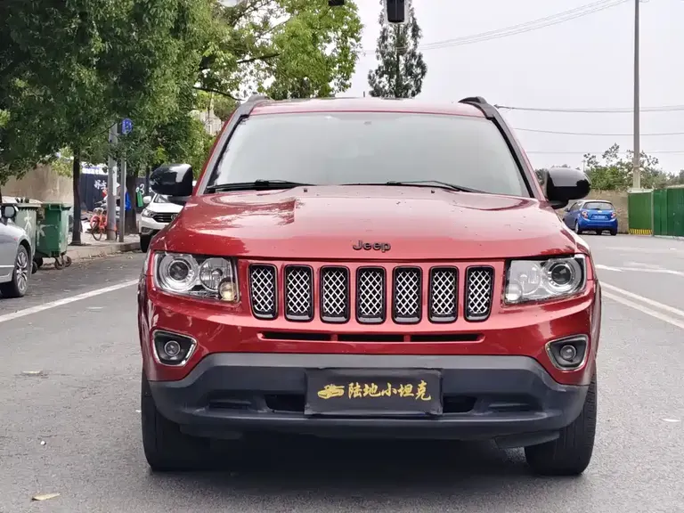 Jeep Compass (Import) 2.4 L 4 WD Snake Treasure