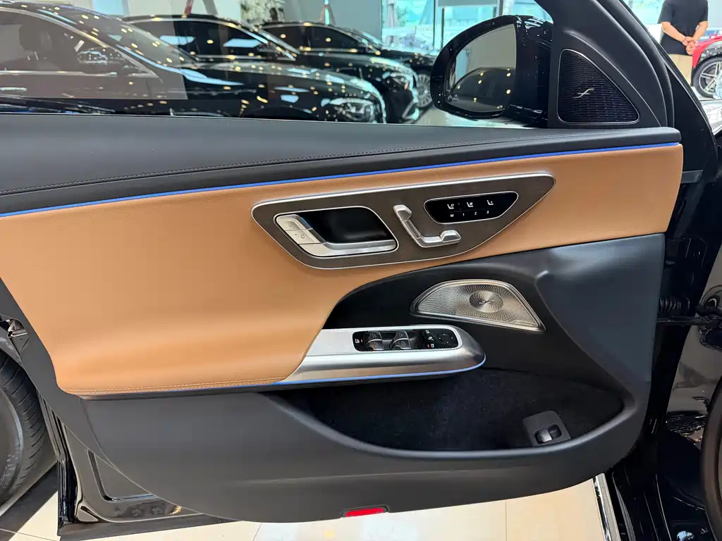Mercedes-Benz E-Class E 300 L Luxury