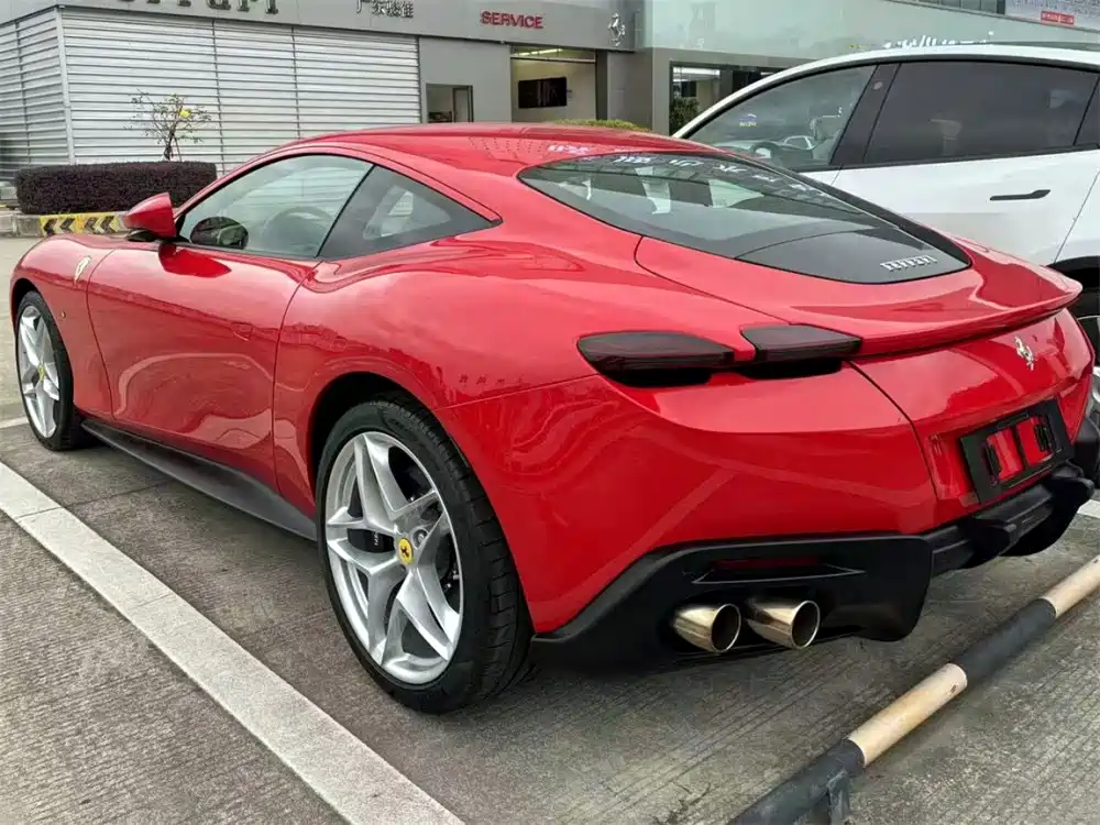 Roma 3.9 T V8