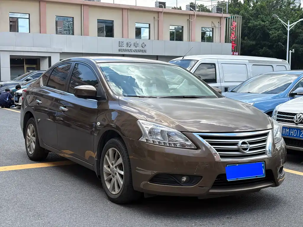 Sylphy 1.6 XV CVT Premium