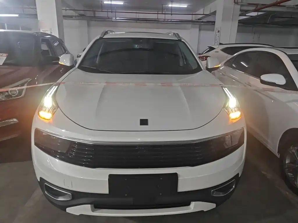 Lynk & Co 01 2.0 T 2 WD Pro CN-VI