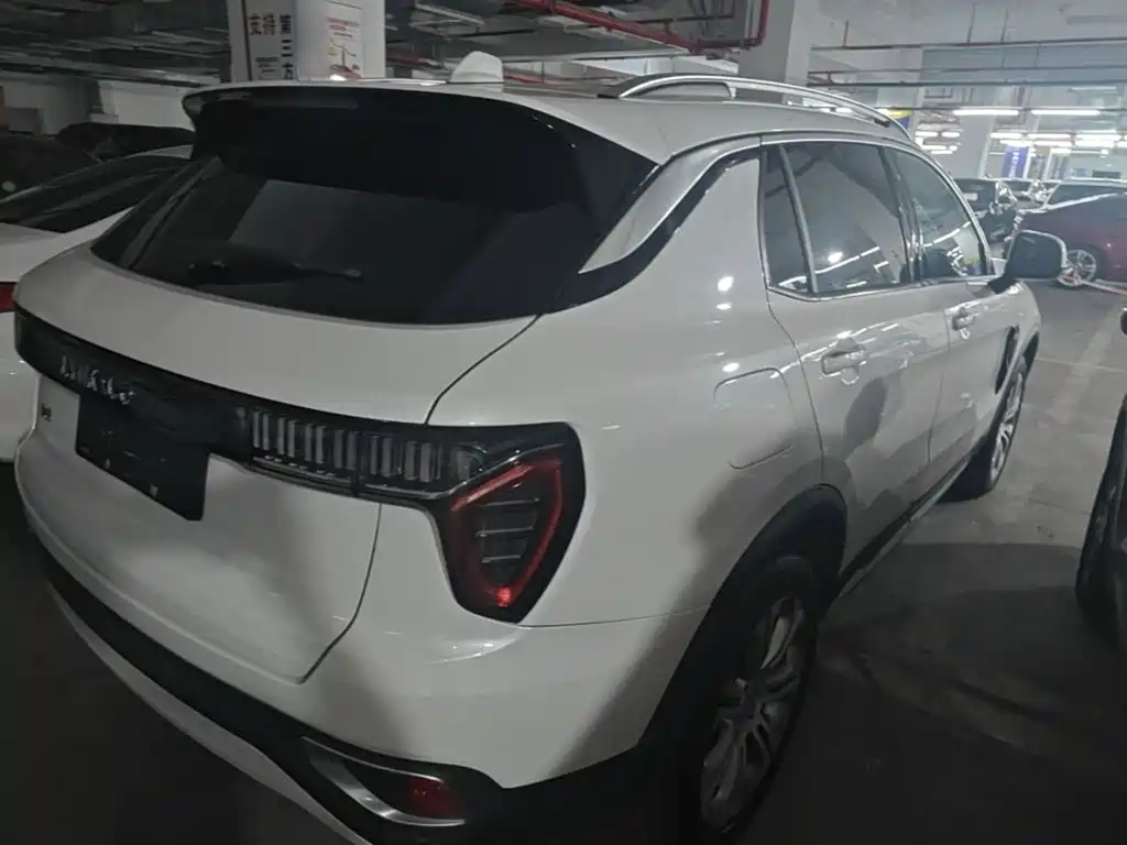 Lynk & Co 01 2.0 T 2 WD Pro CN-VI