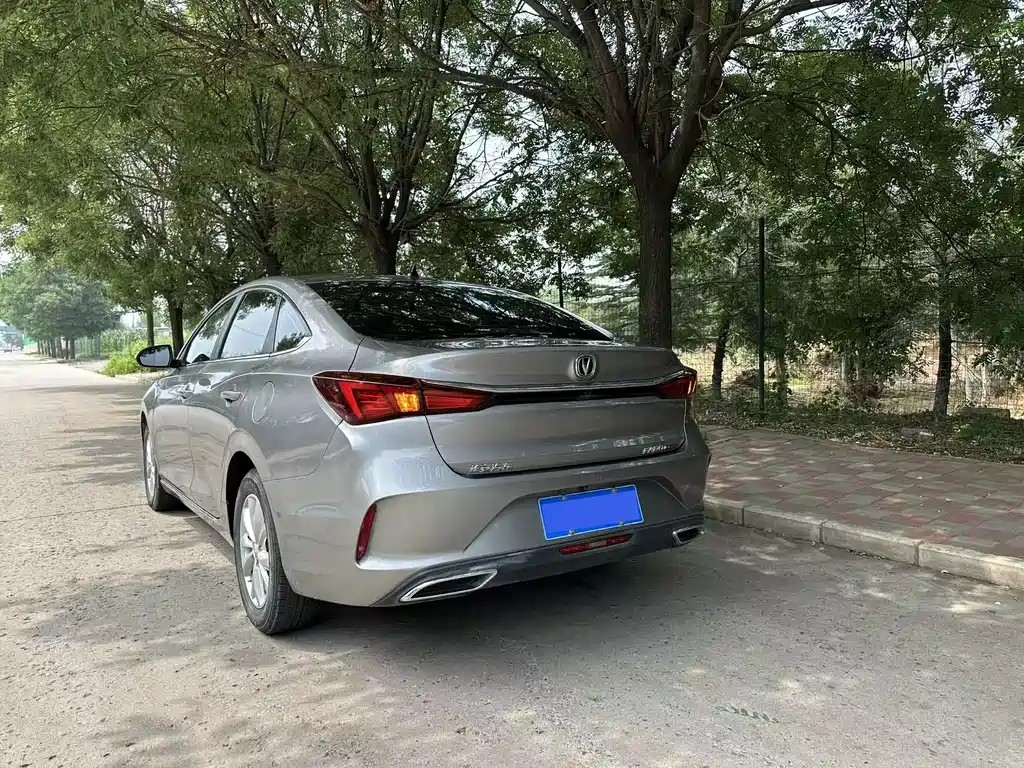 Eado PLUS 1.6 L GDI Manual Elite