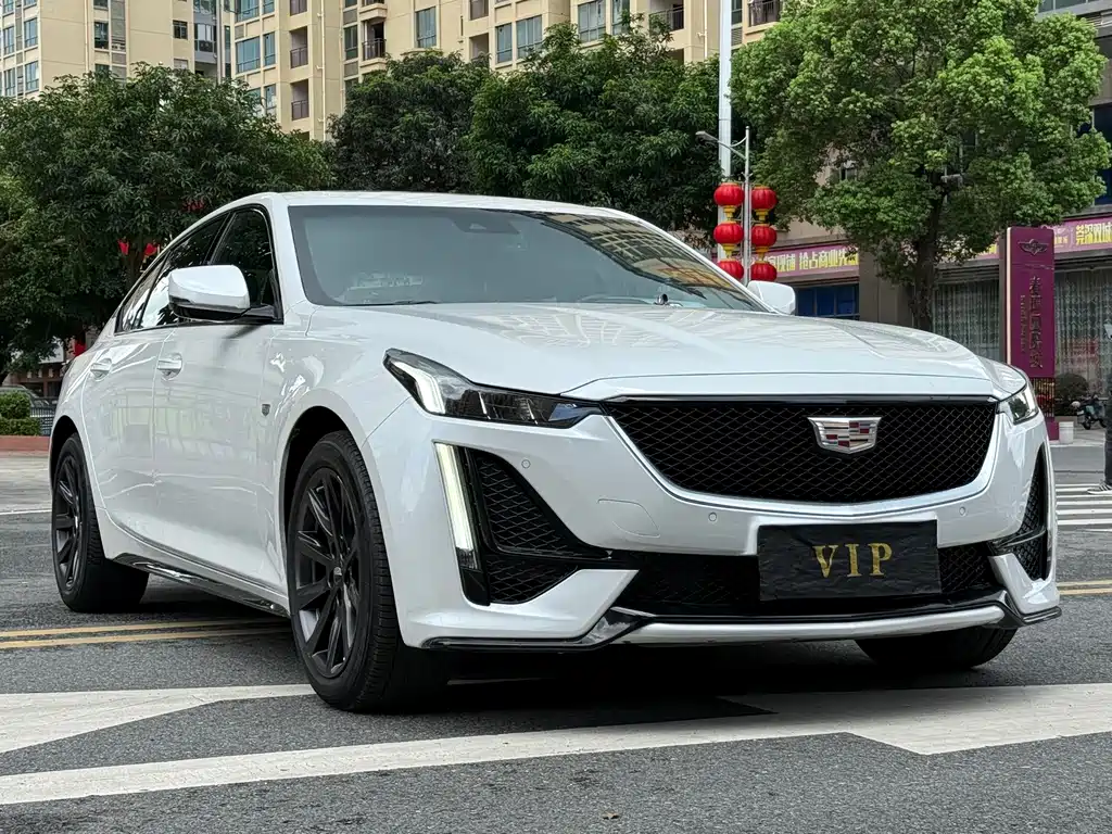 Cadillac CT5 28 T Distinguished