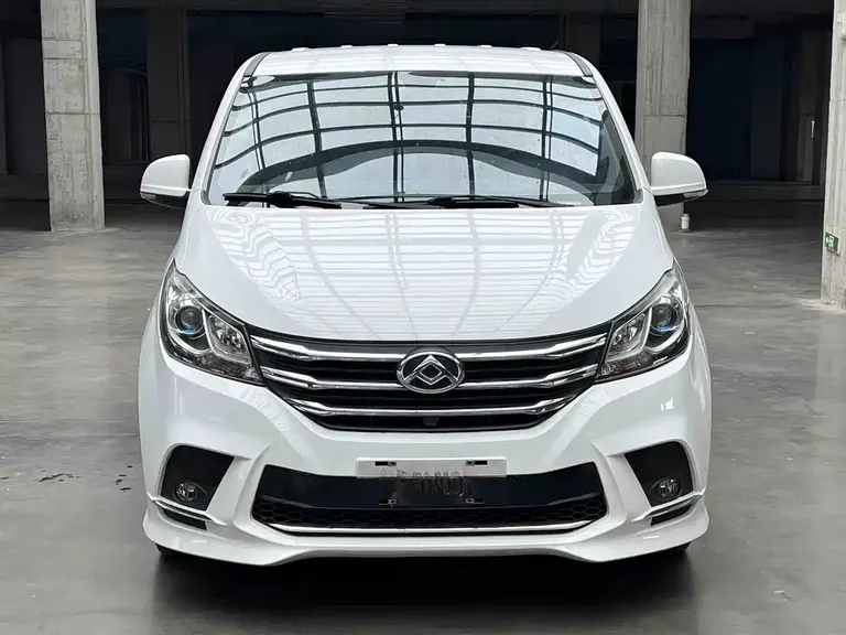 Maxus G10 大通G10 2021款 2.0 T 自动精英版 柴油 7座