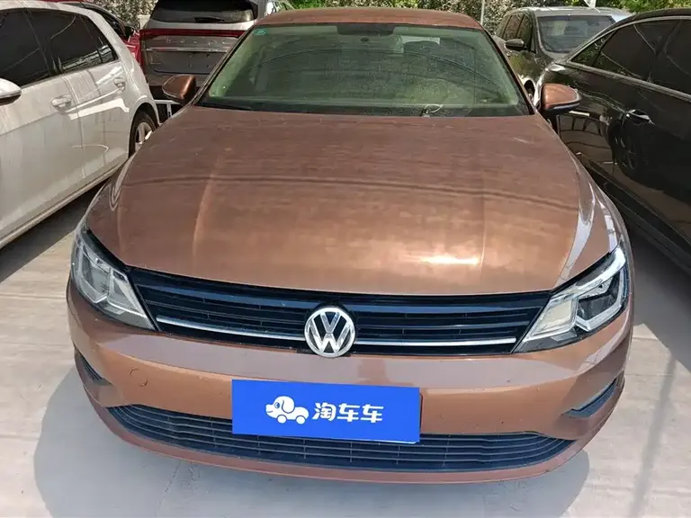Volkswagen Lamando 230 TSI DSG Style