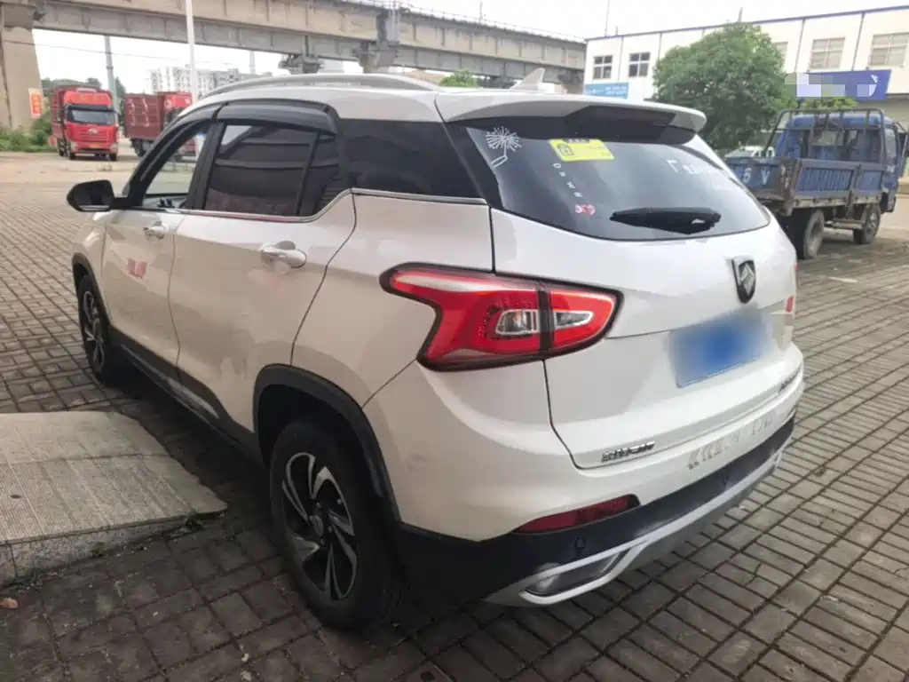Baojun 510 1.5 L Manual Luxury