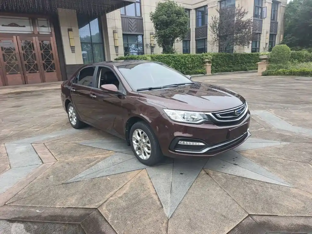 Vision 1.5 L Auto Distinguished