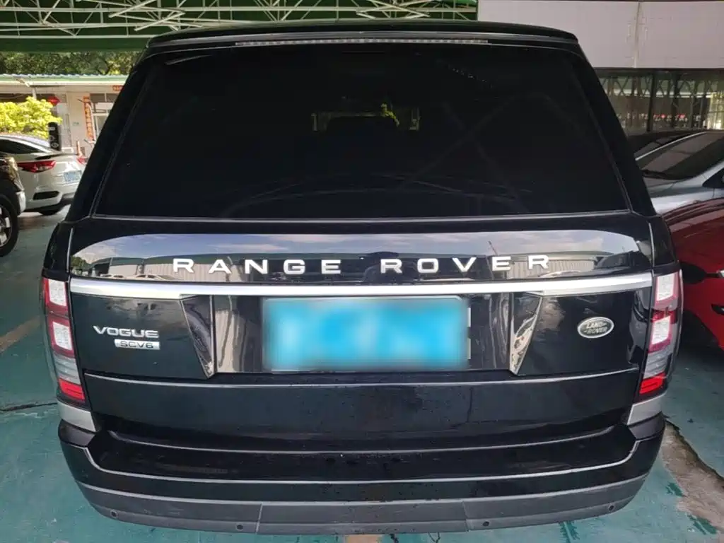 Range Rover 3.0 SC V6 Vogue