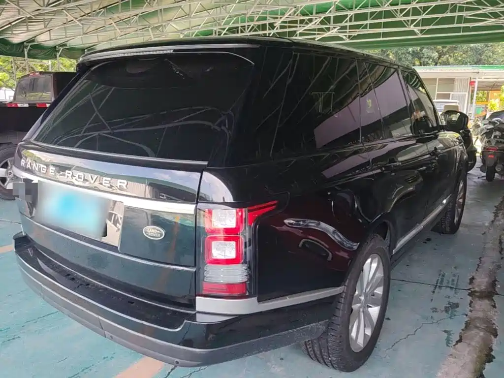 Range Rover 3.0 SC V6 Vogue