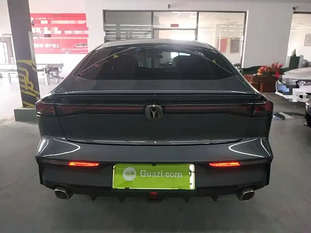 Changan UNI-V iDD Smart Electric iDD 1.5 T 113 km Smart Fun