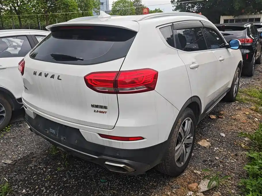 Haval H6 Red Label 2.0 T Auto 2 WD Smart Style