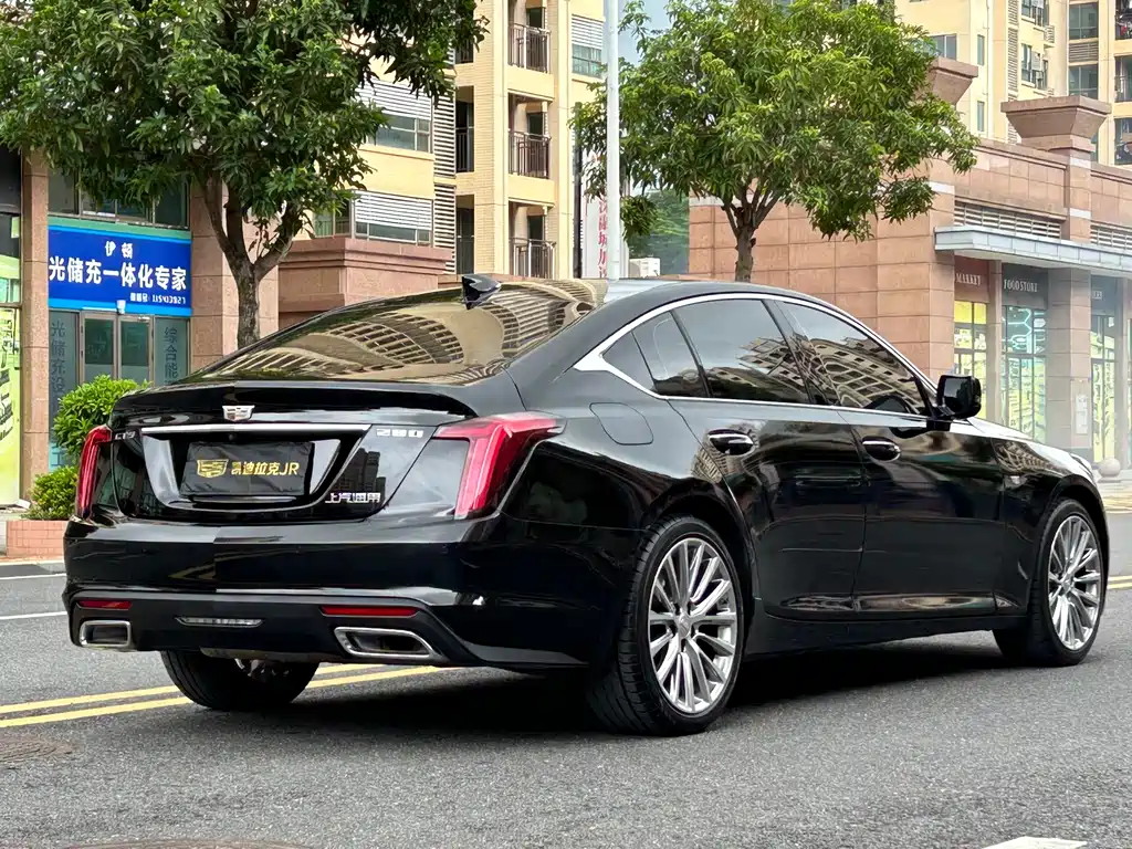 Cadillac CT5 28 T Distinguished