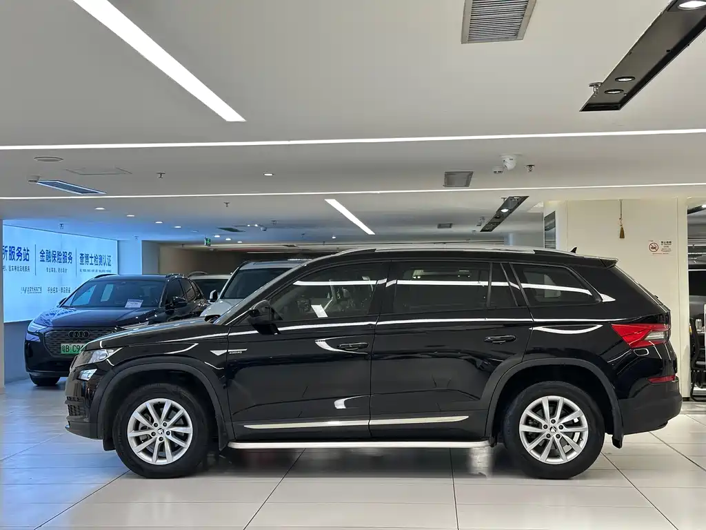 Kodiaq 柯迪亚克 2019款 改款 TSI330 5座两驱舒适版 国V