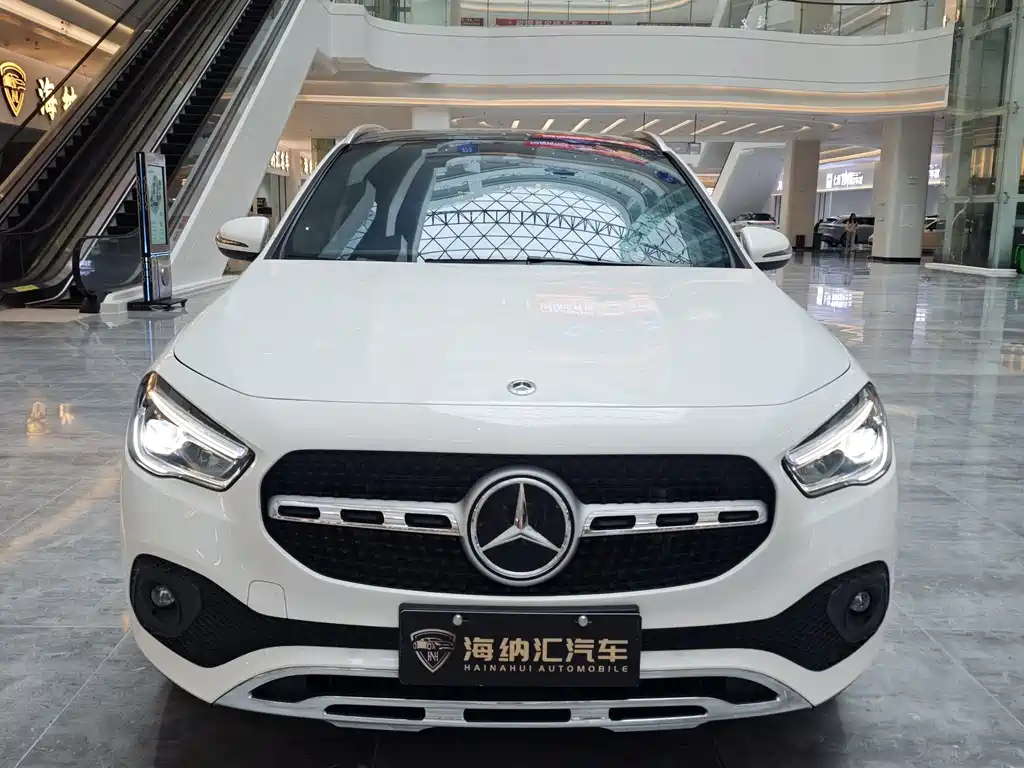 Mercedes-Benz GLA GLA 220