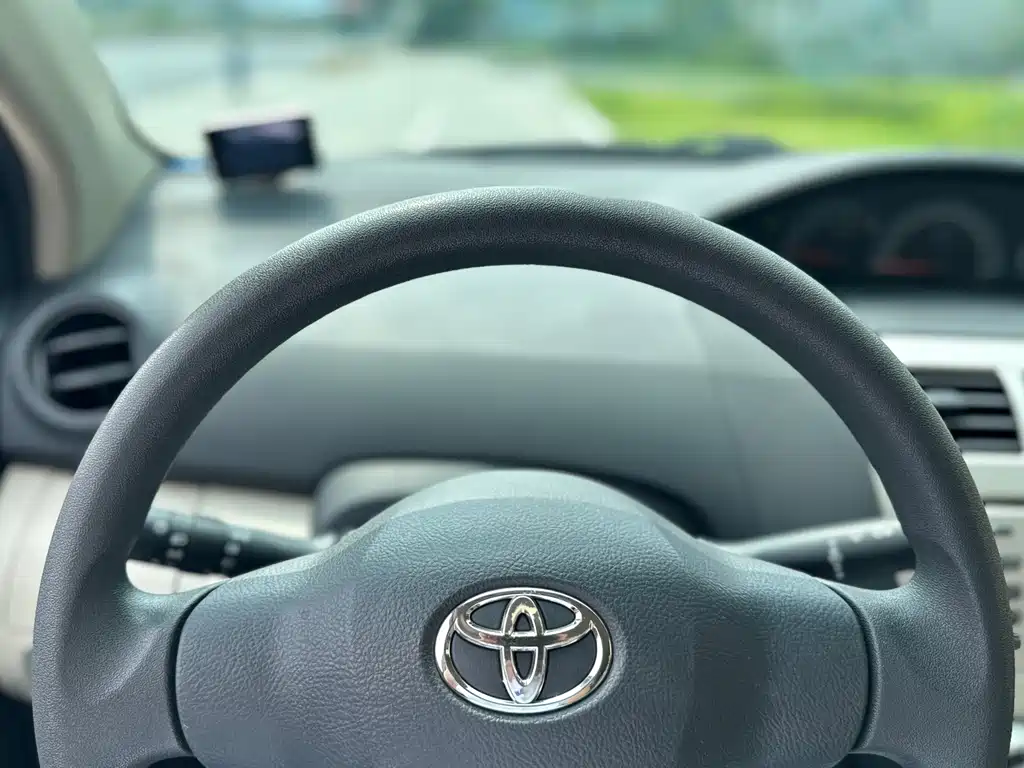 Vios 1.6 L GL-i Special Commemorative AT