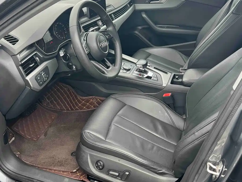 Audi A4 L 30 Anniversary 40 TFSI Progressive