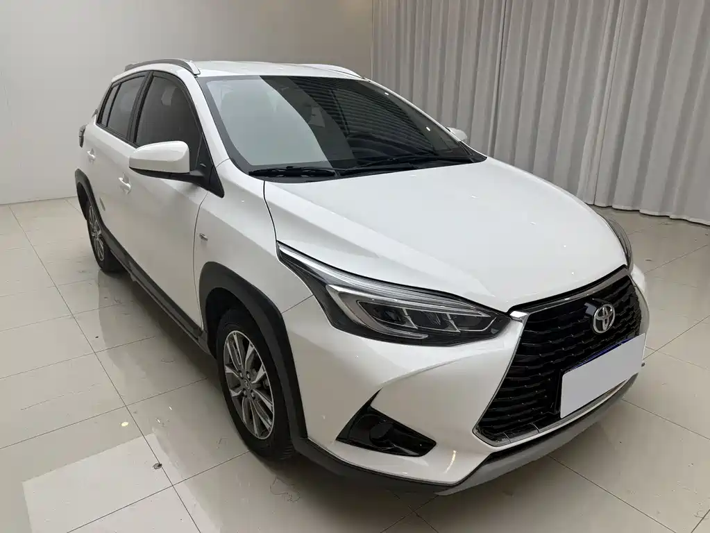 YARiS L Zhixuan Zhixuan X 1.5 L CVT Luxury PLUS