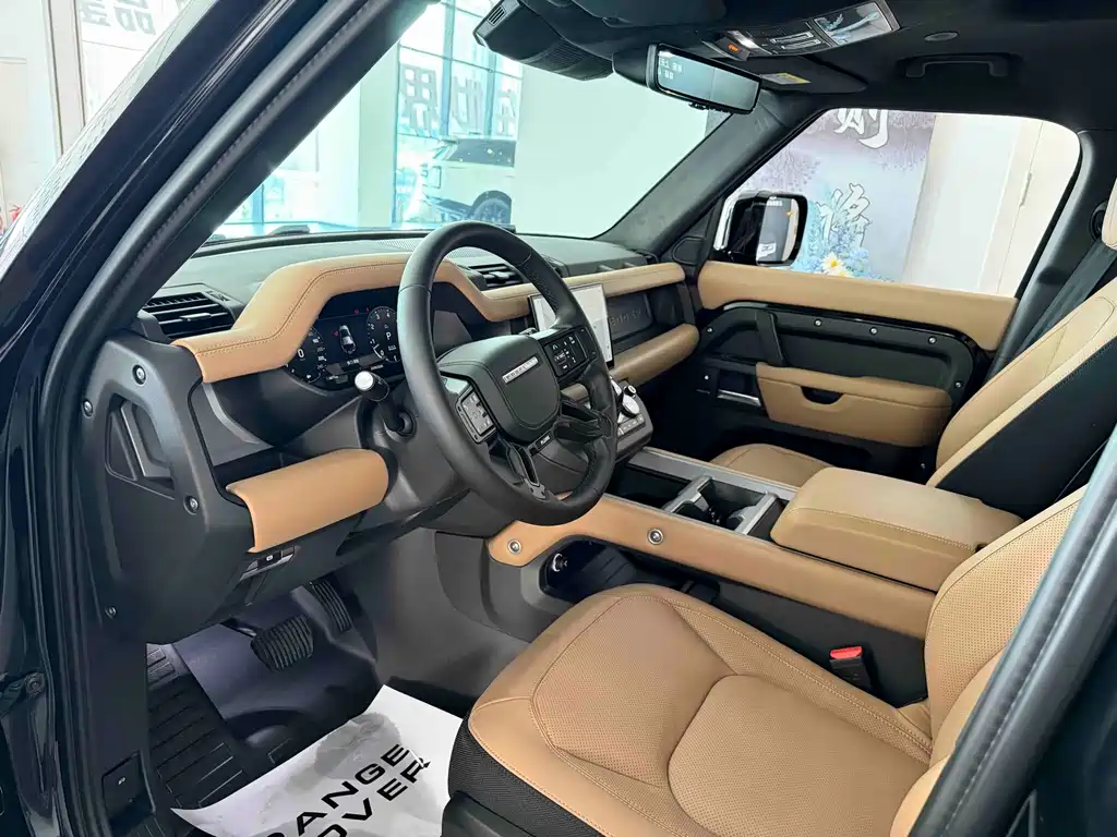 Land Rover Defender 110 3.0 T P400 X-Dynamic HSE