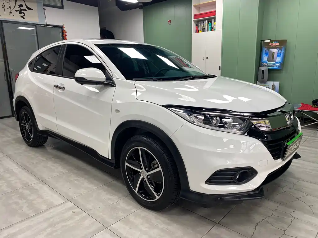 Vezel 1.5 L CVT Pioneer