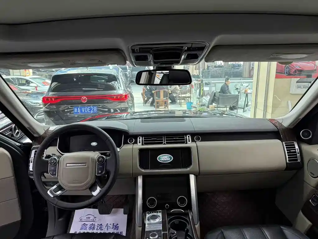 Range Rover 3.0 SC V6 Vogue