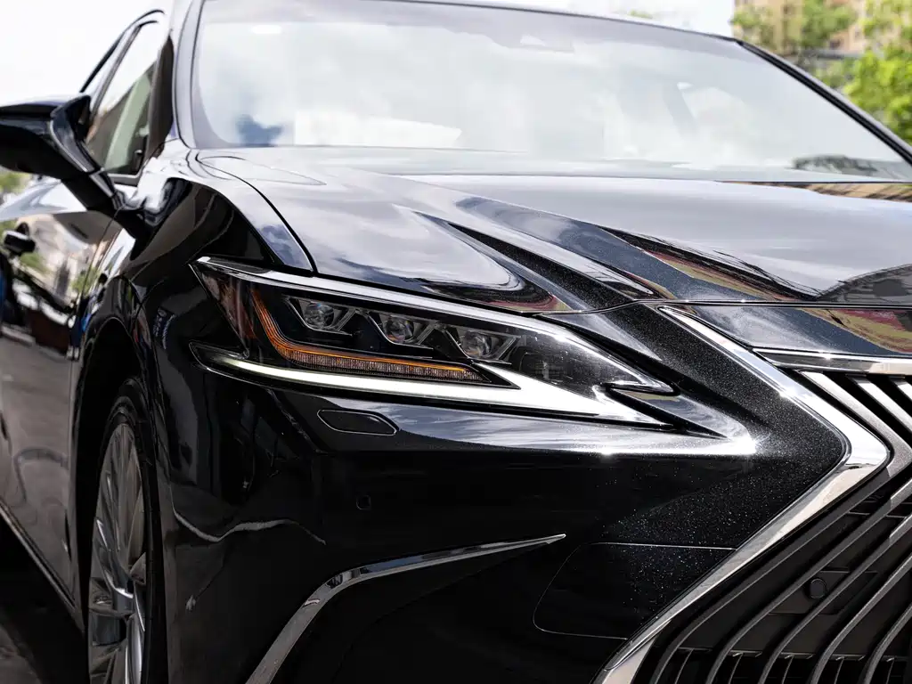 Lexus ES 300 h Executive CN-V