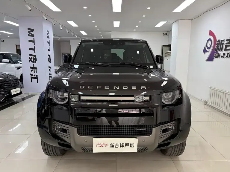 Land Rover Defender 110 P400 X-DYNAMIC HSE
