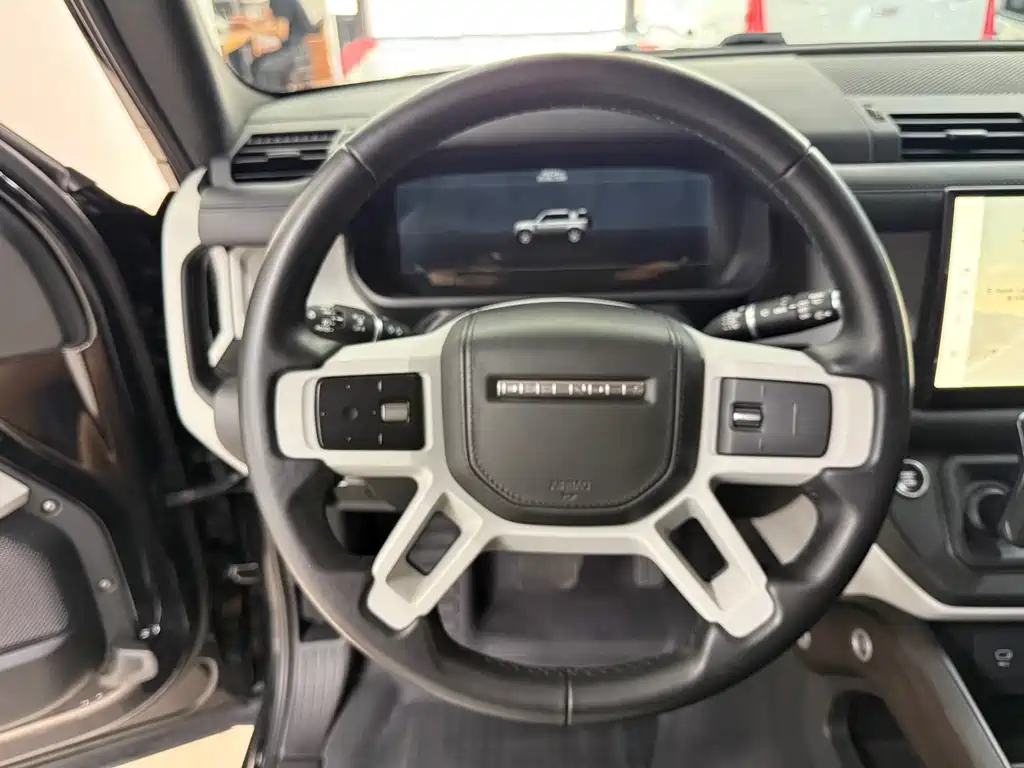 Land Rover Defender 110 P400 X-DYNAMIC HSE