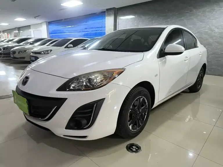 Mazda 3 Star 马自达3星骋 2015款 三厢 1.6 L 自动舒适型