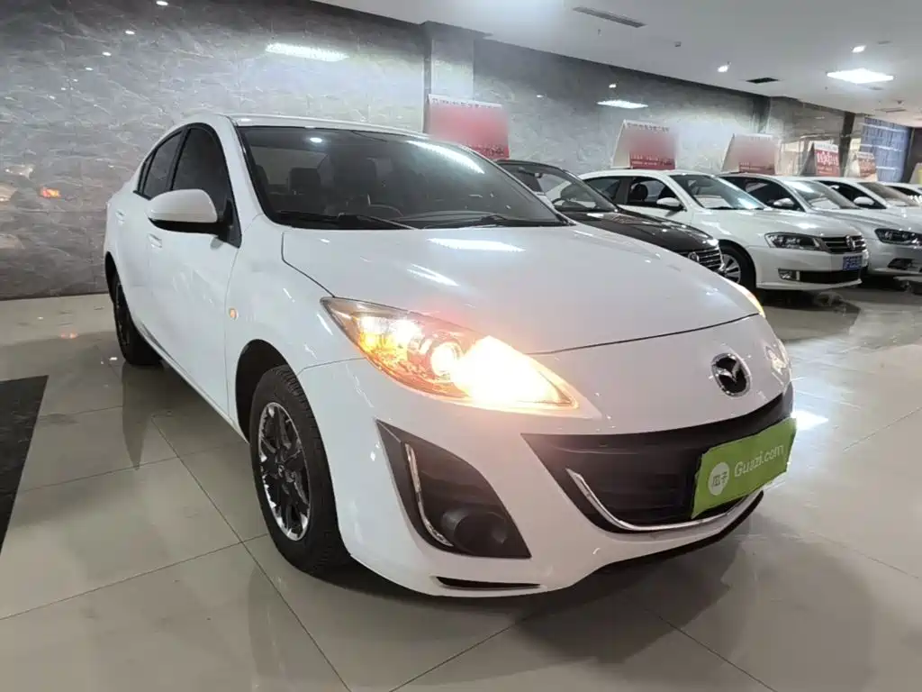 Mazda 3 Star 马自达3星骋 2015款 三厢 1.6 L 自动舒适型