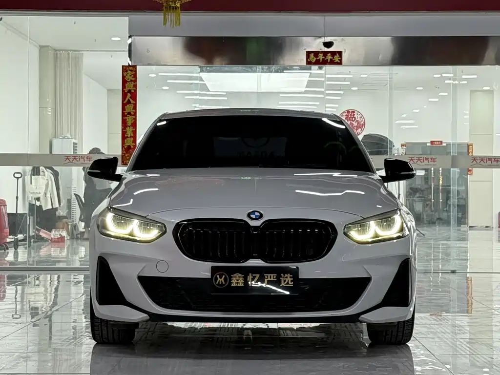 BMW 1 Series 120 i M Sport Night